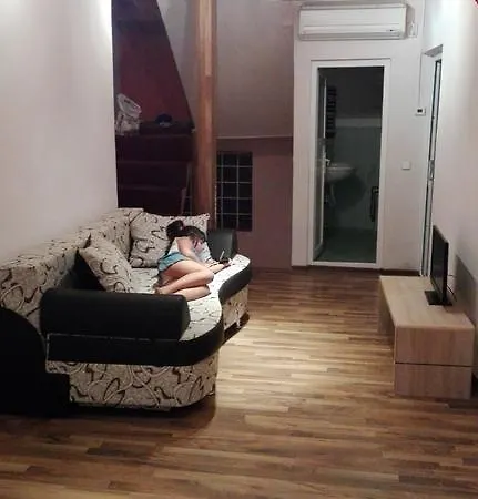 La Pausesti Năvodari