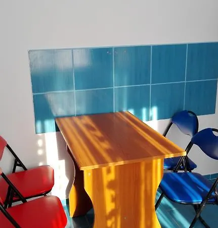 La Pausesti *